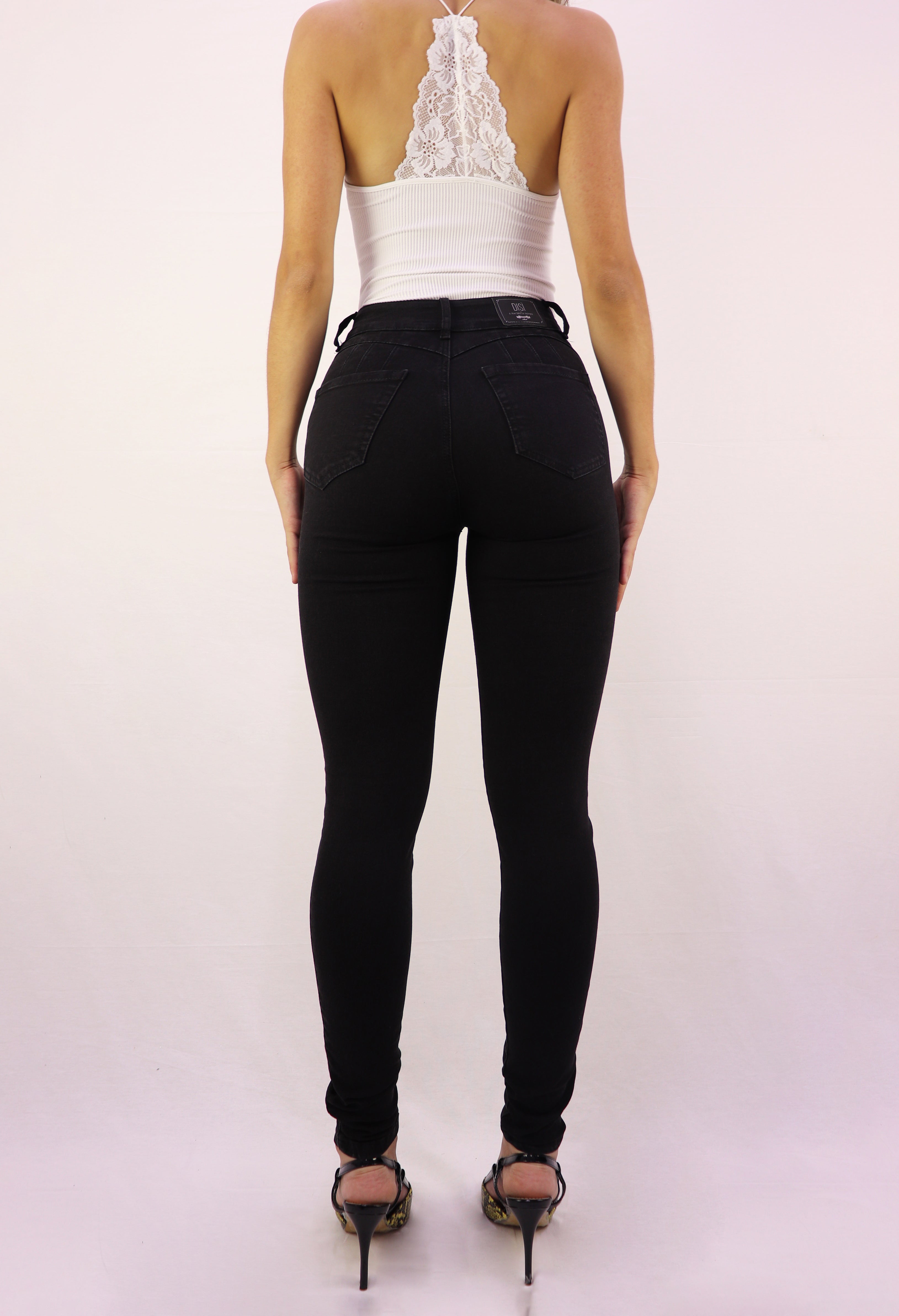 JEAN TIRO ALTO AJUSTADO SKINNY