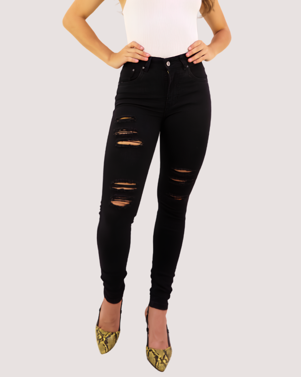 JEAN TIRO ALTO AJUSTADO SKINNY