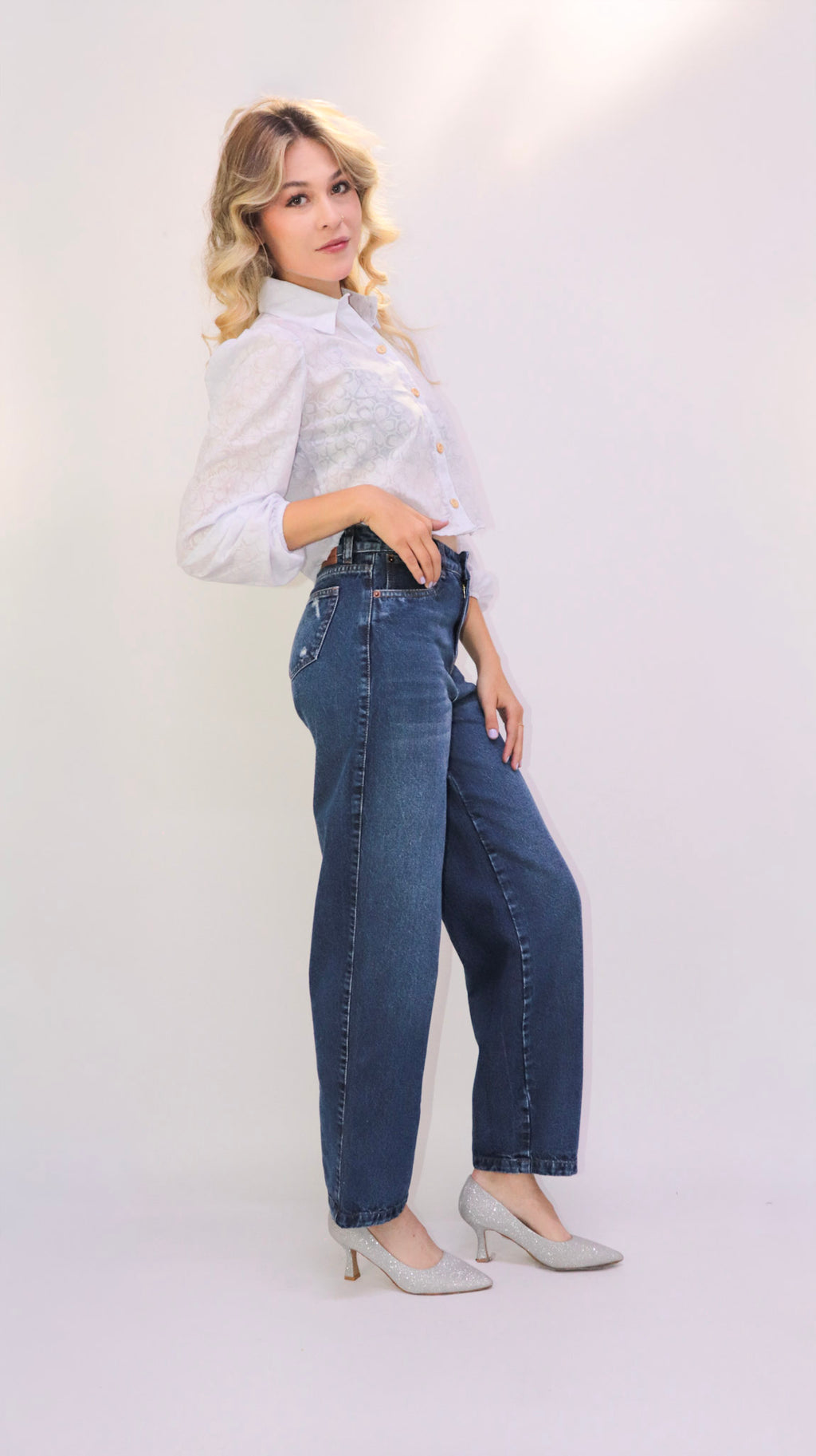 JEAN TIRO ALTO PIERNA ANCHA BAGGY