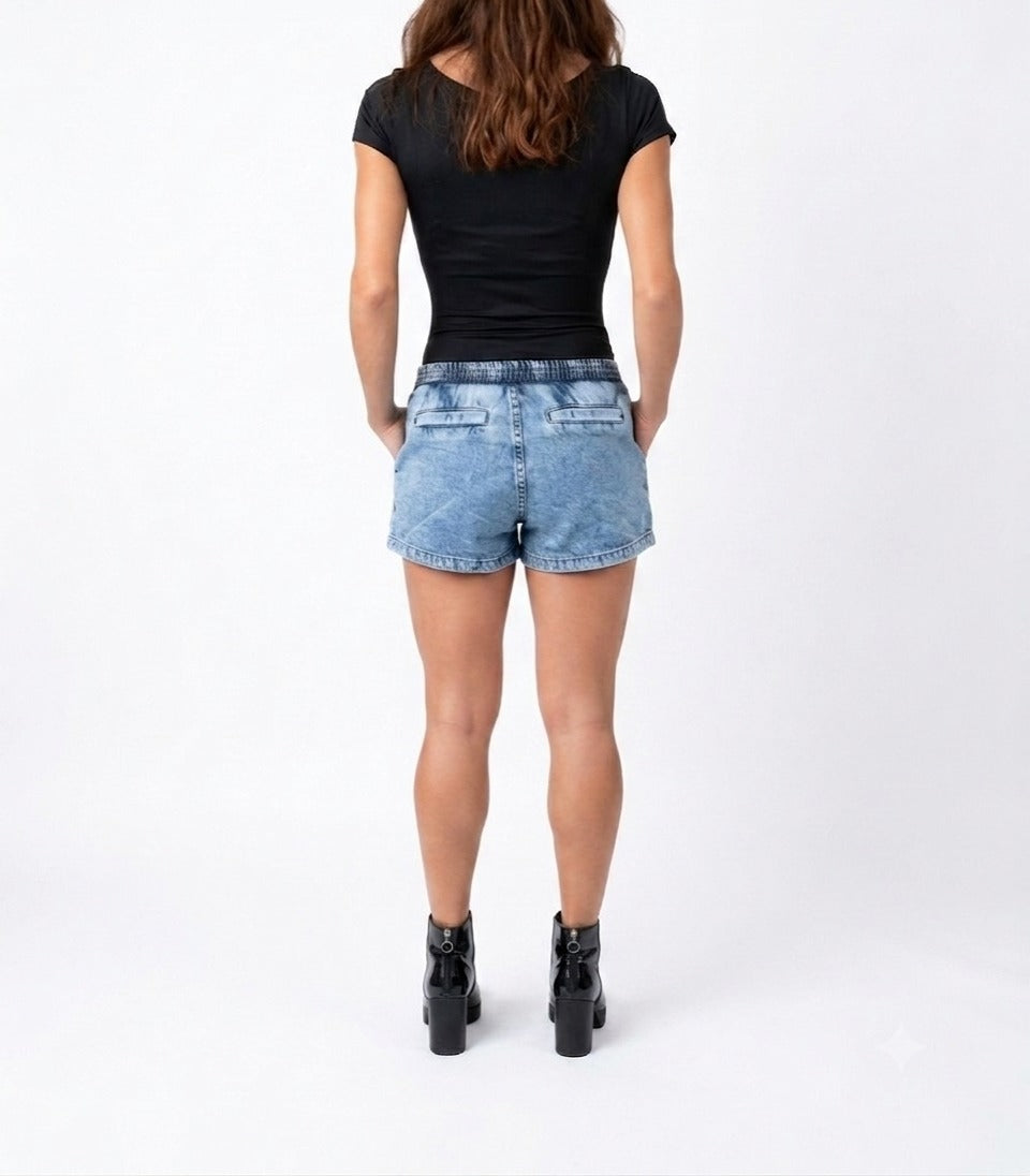 SHORT CON ELASTICO EN CINTURA